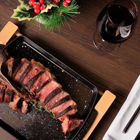 Mk Hotel Tirana Rinas Luaran gambar A steak