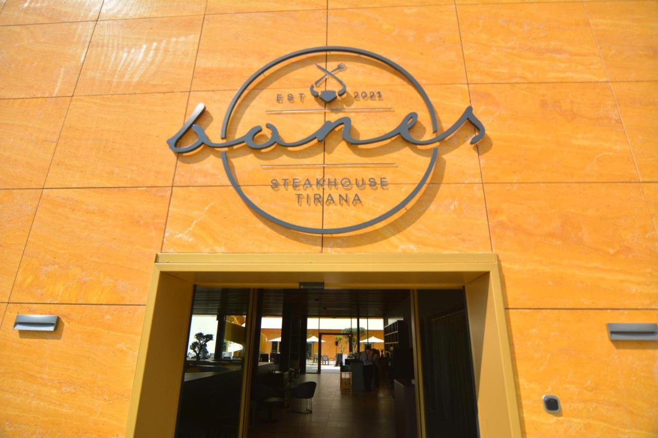 Mk Hotel Tirana Rinas Luaran gambar Entrance of the restaurant